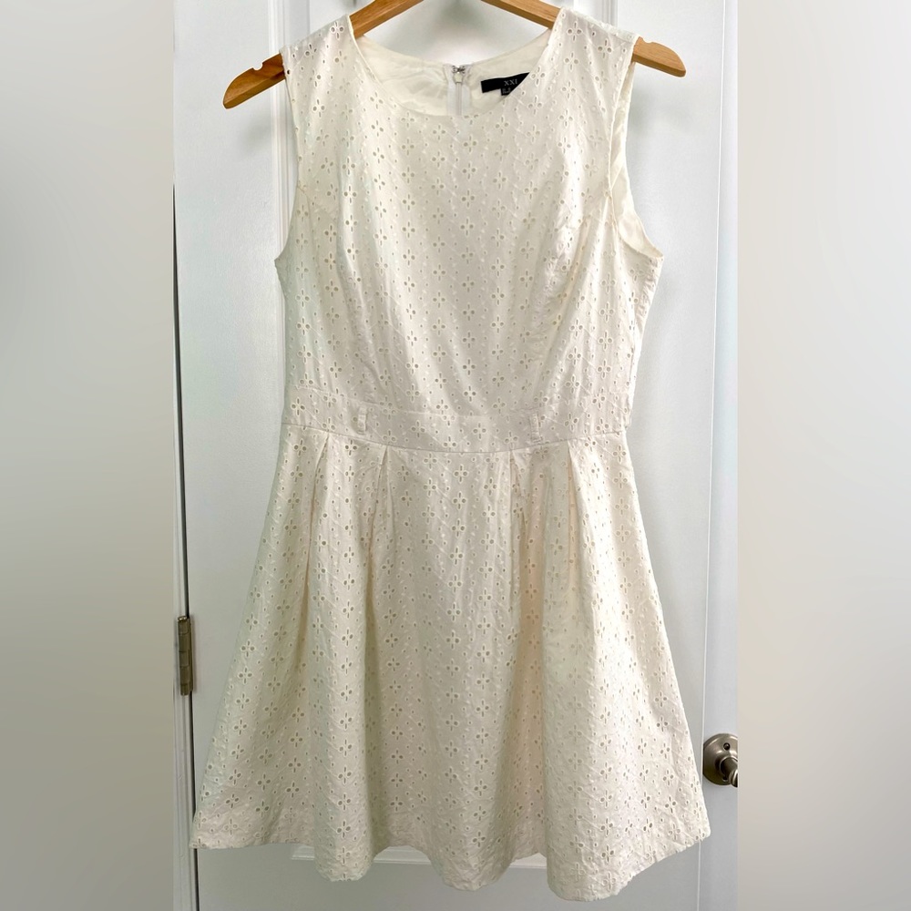Forever XXI - White eyelet sleeveless dress